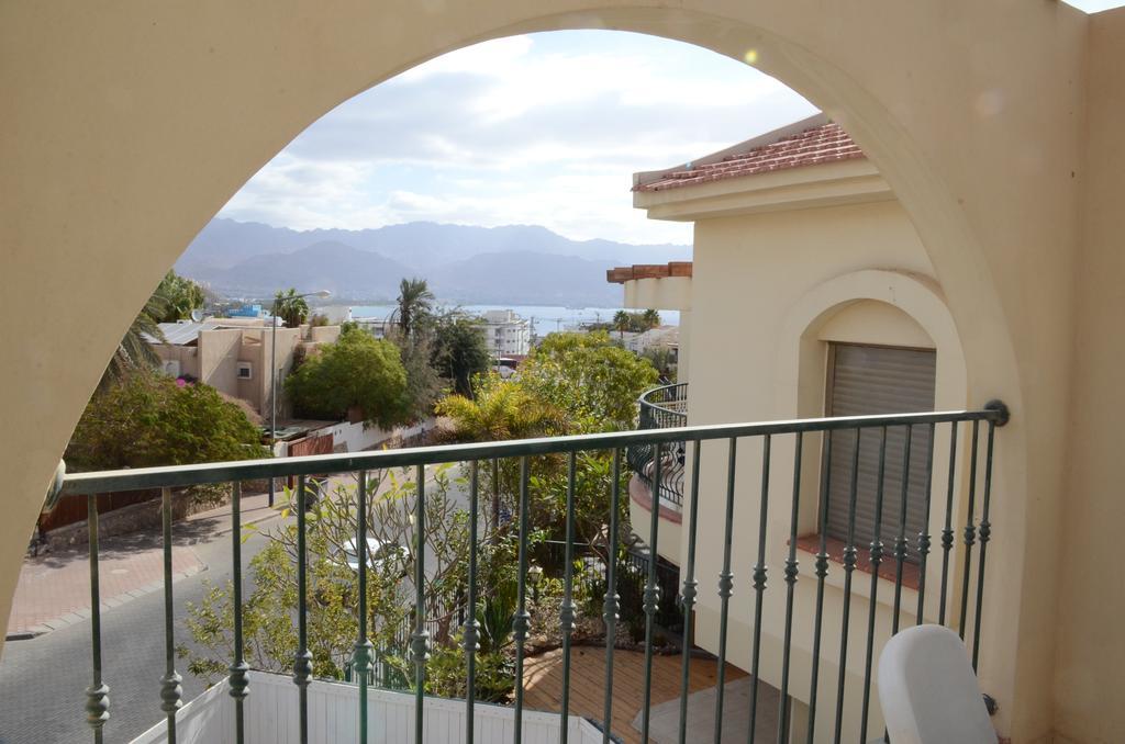 Michelle'S Apartment Eilat Bagian luar foto