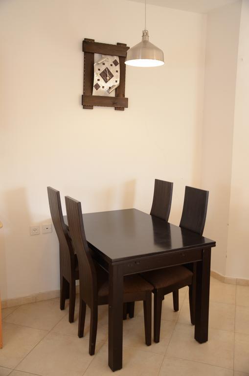 Michelle'S Apartment Eilat Bagian luar foto