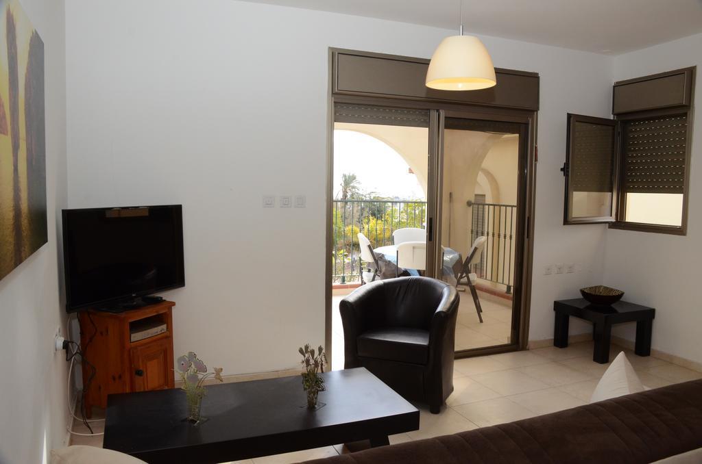 Michelle'S Apartment Eilat Bagian luar foto