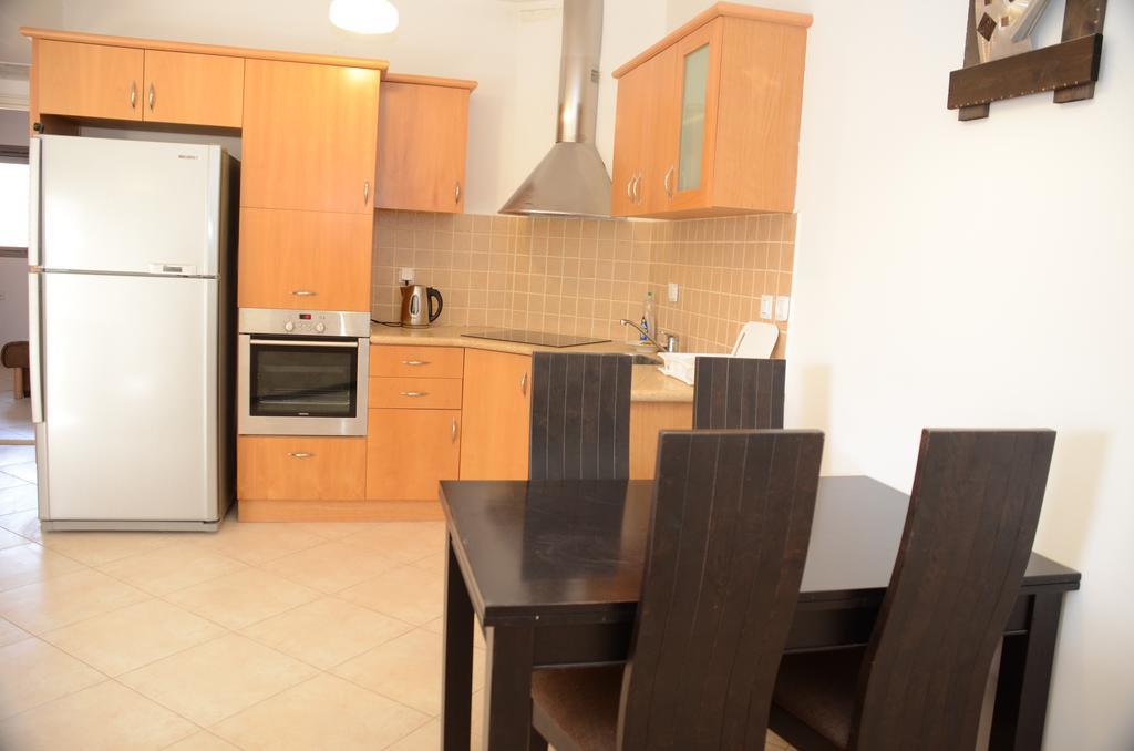 Michelle'S Apartment Eilat Bagian luar foto